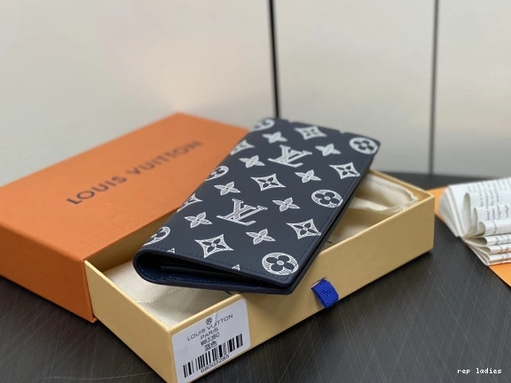 Cheap VUITTON BRAZZA LOUIS WALLET-10*19*2cm 0822